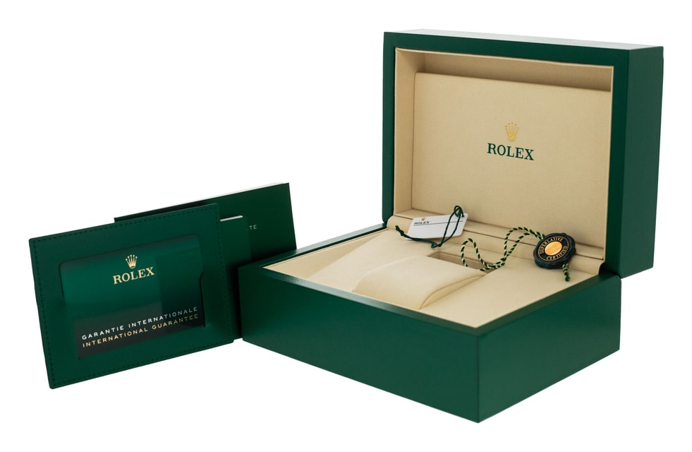 Rolex Oyster Perpetual 126000 Image 4